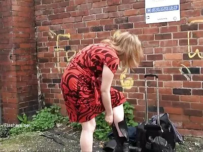 Дикий вибух porn sestra сперми на її сиськах
