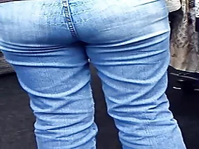 Мінет від повії в туалеті і sestra i brat porno video сперма в рот