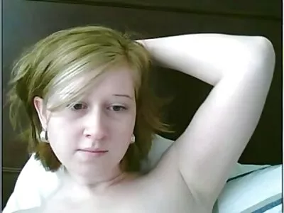 Брюнетка MILF сестра porn з великими сиськами смокче член