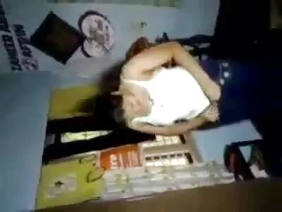 Взявши пульсуючу порно брата и сестри кістку глибоко
