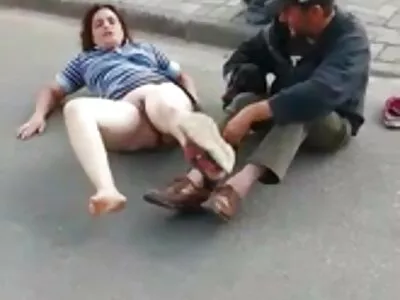 Масивний фалоімітатор для сестра еротика мого тугого бобра