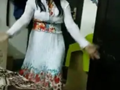 Величезні сиськи в липкій спермі секс брат і сестра